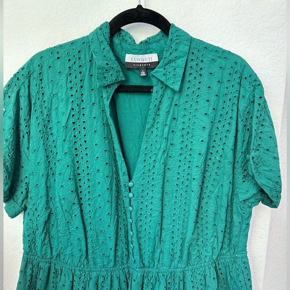 Green summer dress - Picture 2 of 5